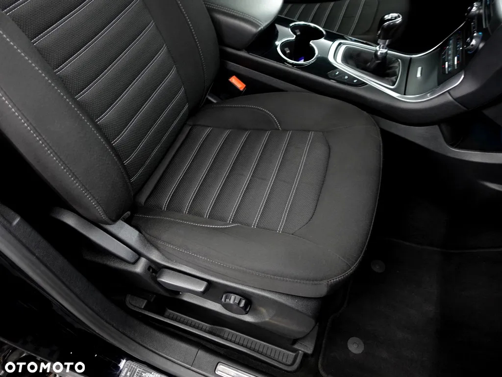 Ford Galaxy 2.0 TDCi Titanium - 13