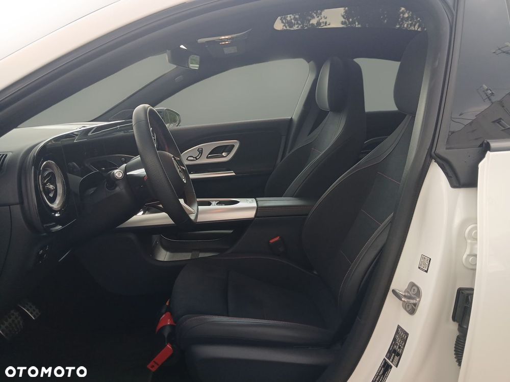 Mercedes-Benz CLA 250+ EQ - 16