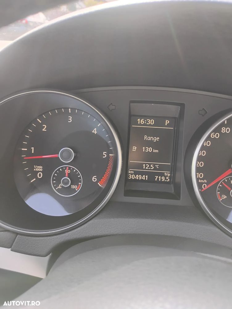 Volkswagen Golf 2.0 TDI DPF DSG Comfortline - 2