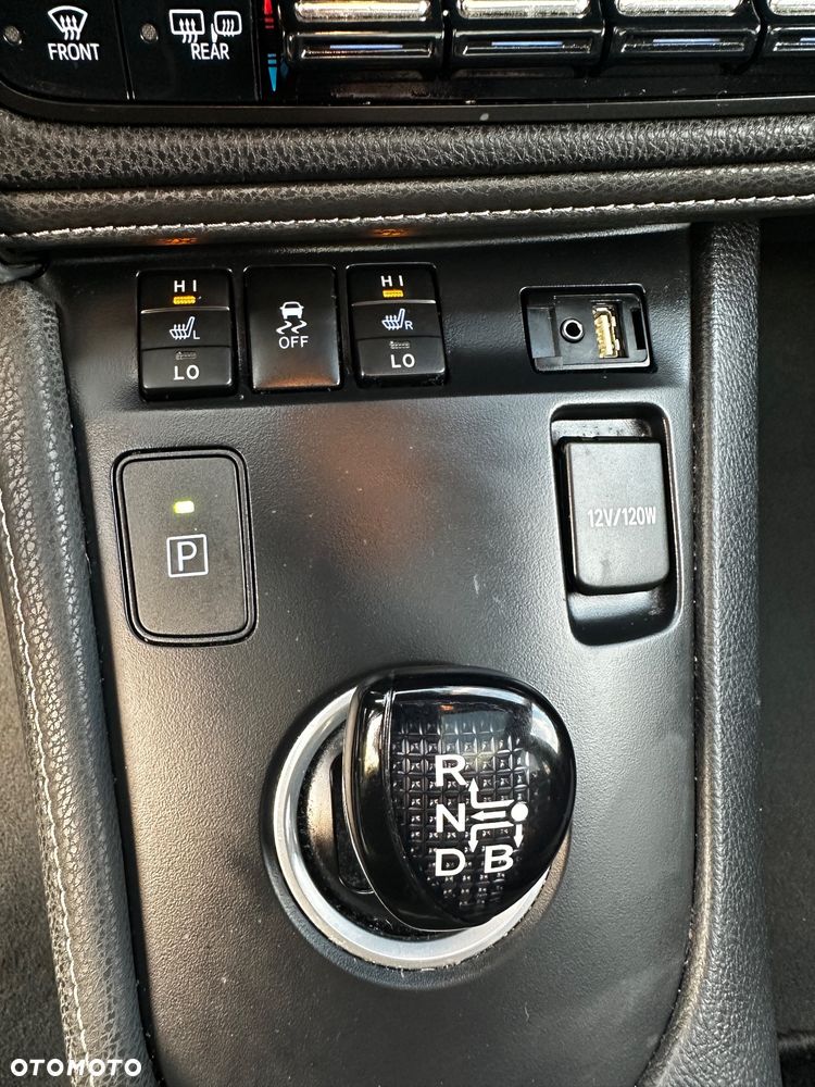 Toyota Auris - 33