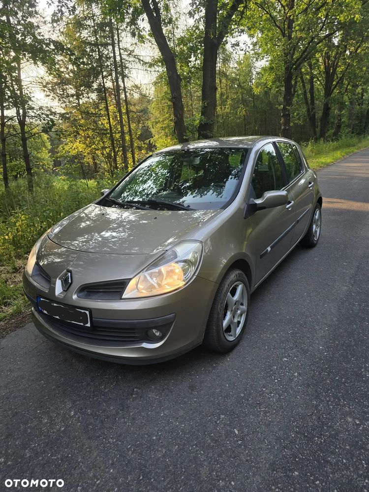 Renault Clio 1.2 TCE Alize - 1
