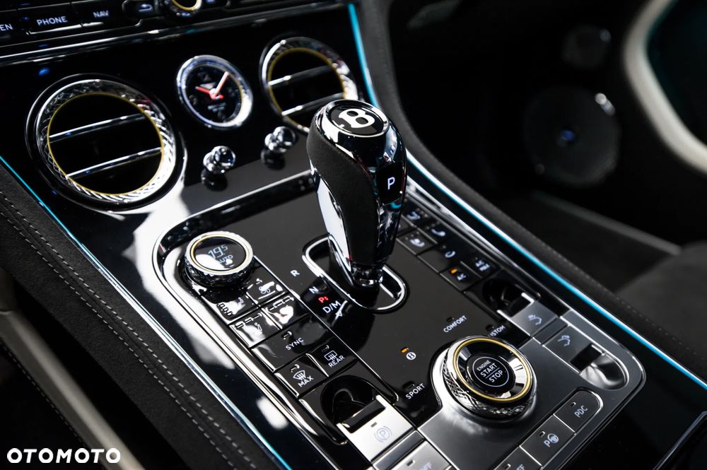 Bentley Continental GT - 22
