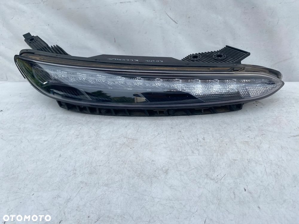 lampa led hyundai kona 6 pin prawy cały - 1