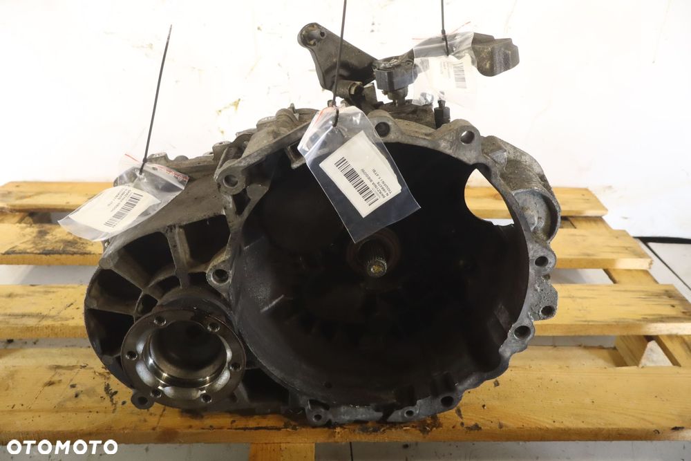 SKRZYNIA BIEGÓW 6 BIEGOWA VOLKSWAGEN TIGUAN I 1.4TSI LXM - 1