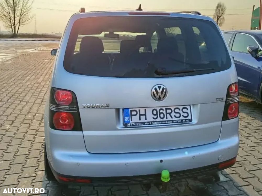 Volkswagen Touran 1.9TDI Highline - 2