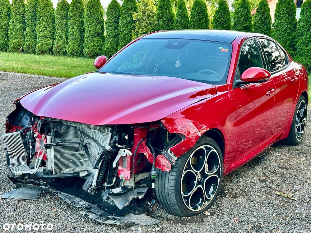 Alfa Romeo Giulia 2.0 Turbo - 6
