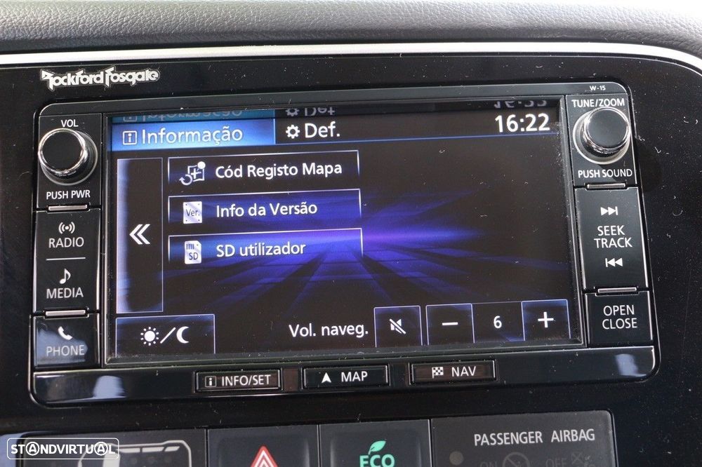 Mitsubishi Outlander 2.0 MIVEC Instyle Navi+ - 48