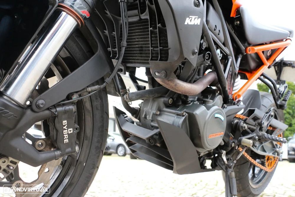 KTM Duke - 13