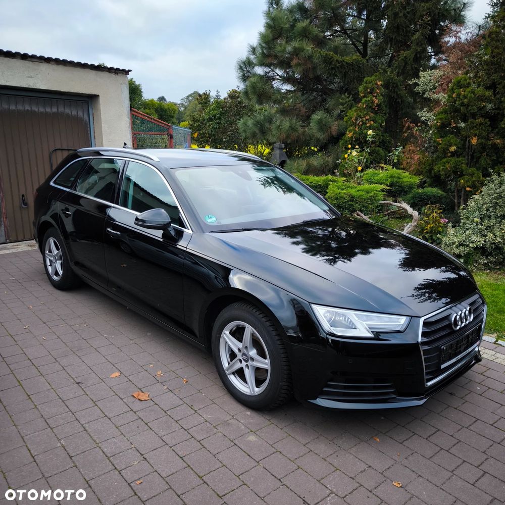 Audi A4 Avant - 13
