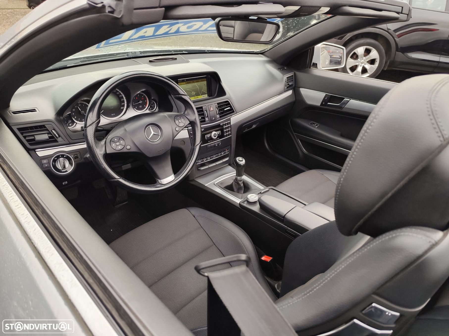 Mercedes-Benz E 220 CDi Avantgarde BlueEfficiency - 21