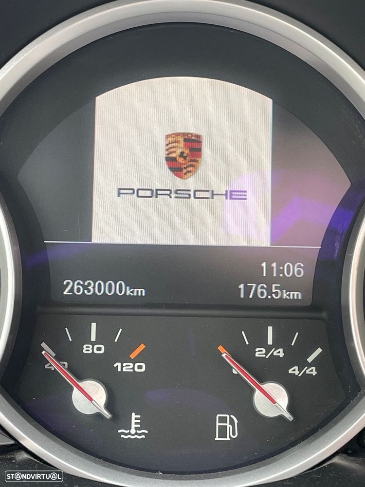 Porsche Cayenne Turbo - 29