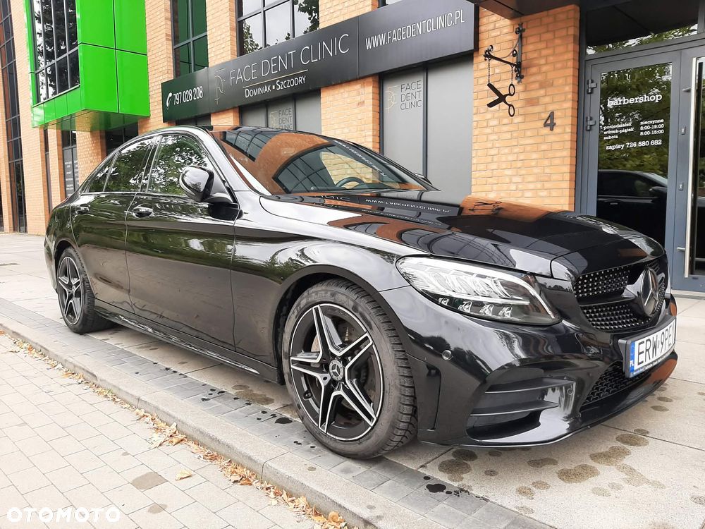 Mercedes-Benz Klasa C 300 9G-TRONIC - 6