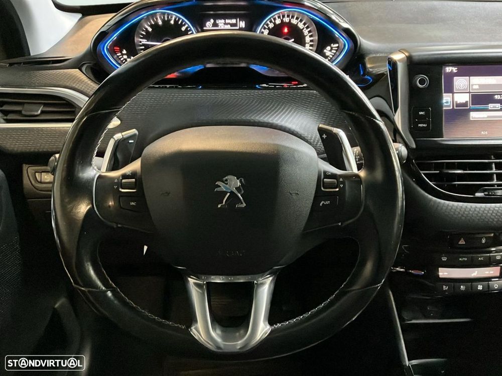 Peugeot 2008 - 10
