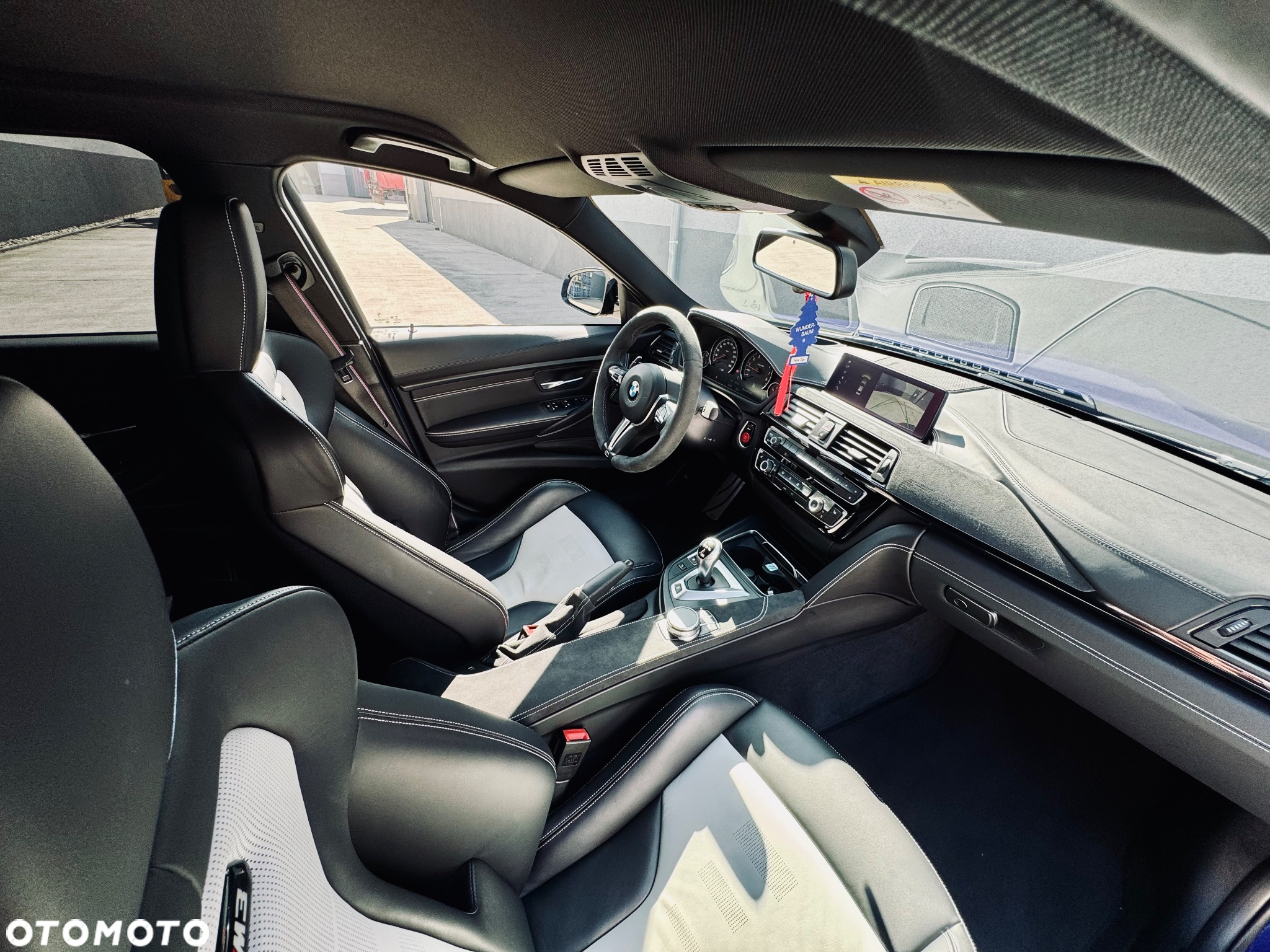 BMW M3 CS DKG - 19