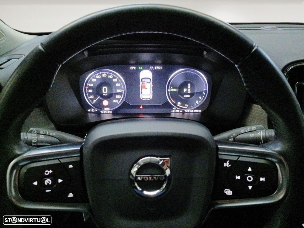 Volvo XC 40 1.5 T5 PHEV Momentum Plus - 8