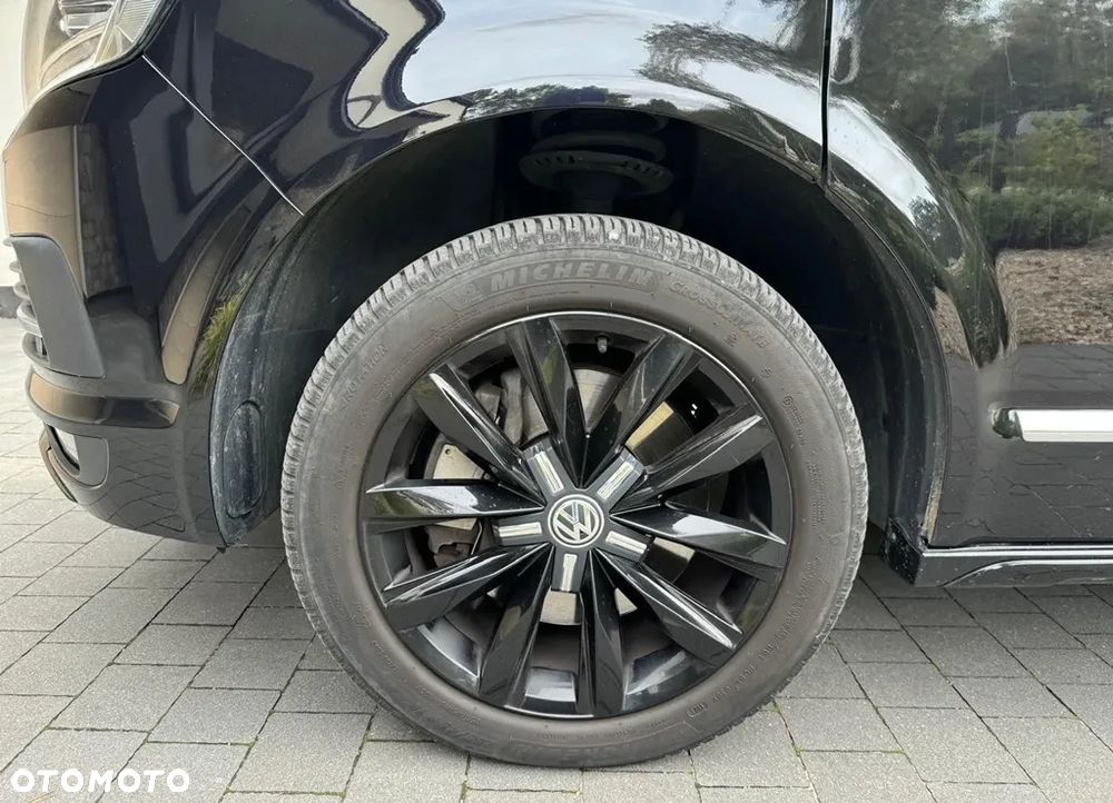 Volkswagen Multivan - 13