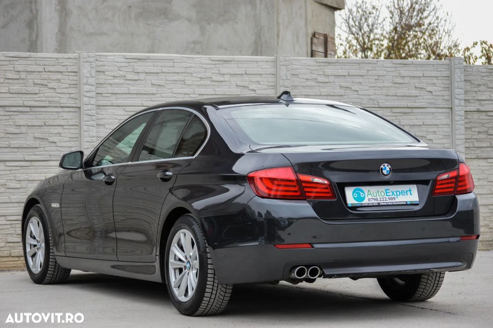BMW Seria 5 525d xDrive - 35