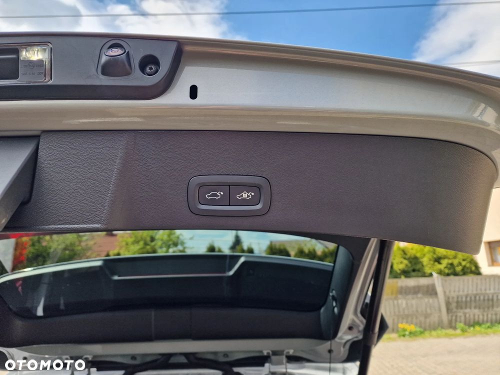Volvo XC 40 B3 Core - 5