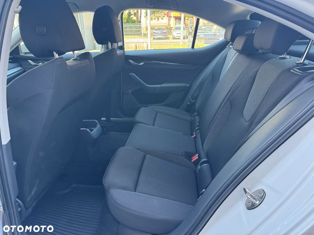 Skoda Octavia 1.5 TSI Drive Essence - 13