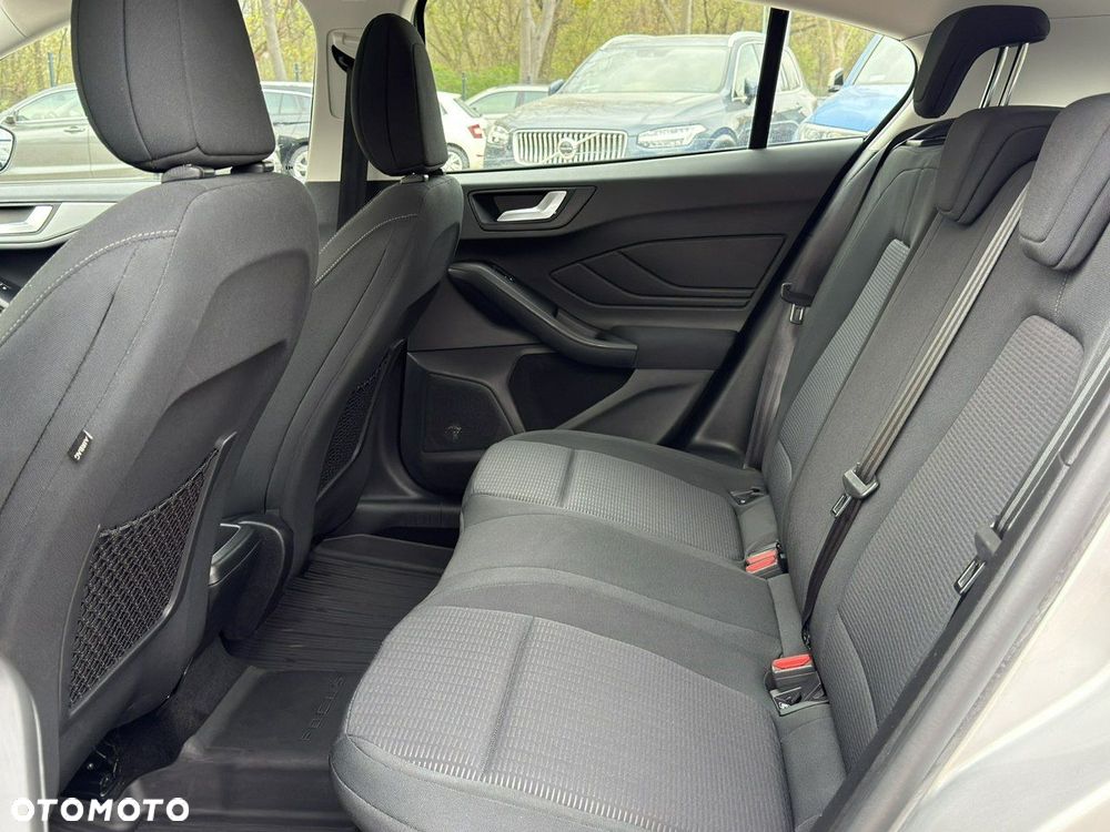 Ford Focus - 14