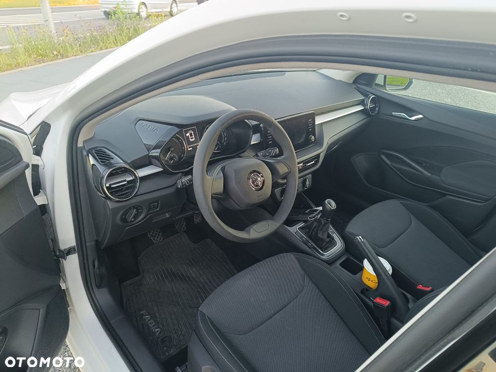 Skoda Fabia 1.0 Ambition - 12