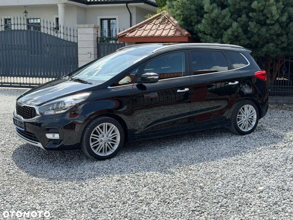 Kia Carens 1.7 CRDi M 7os EU6 - 4