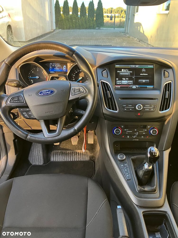 Ford Focus 2015 photo 3