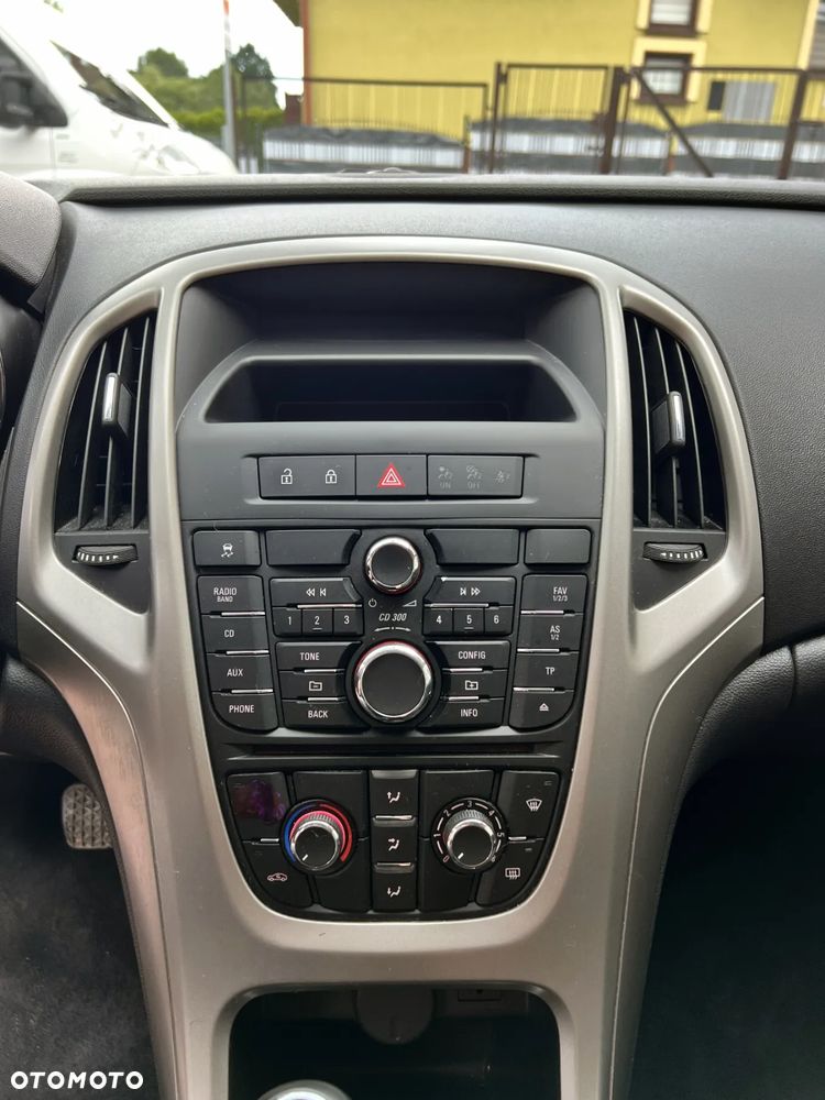 Opel Astra 1.4 Selection - 9