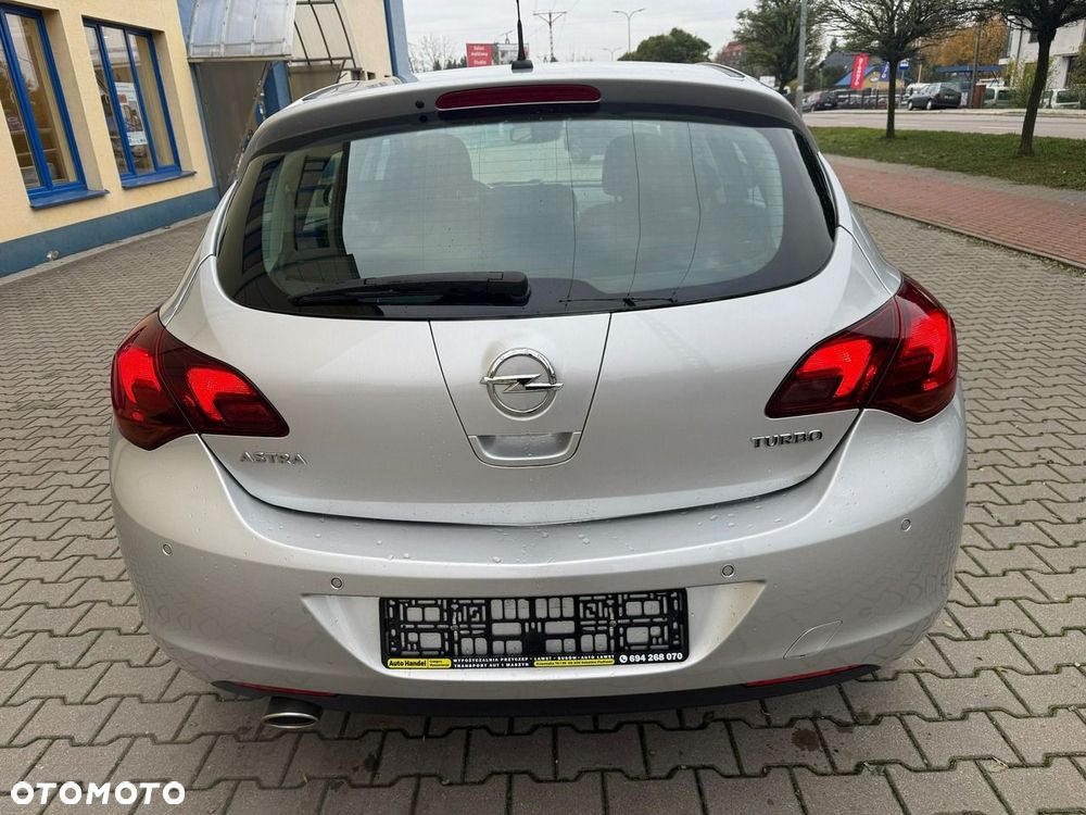 Opel Astra - 11