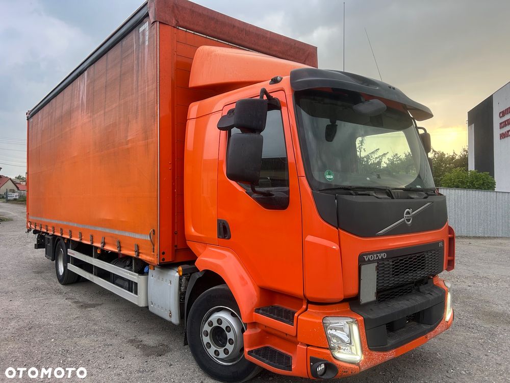 Volvo FL - 22