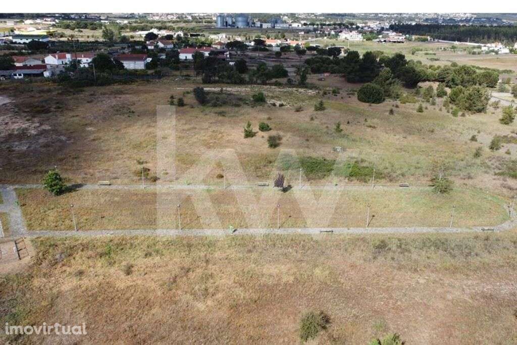 Terreno Urbano 673m2 - Grande imagem: 3/3