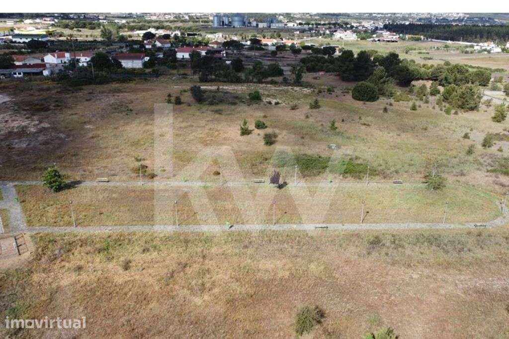 Terreno Urbano 673m2 - Grande imagem: 3/3