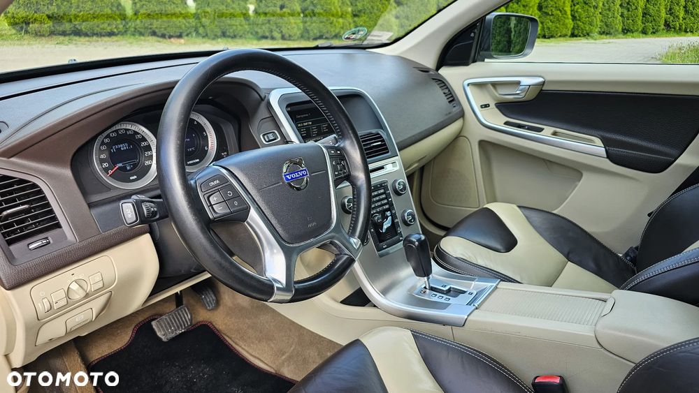 Volvo XC 60 - 11