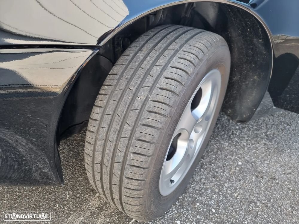 Alfa Romeo 147 1.9 JTD Distinctive - 7