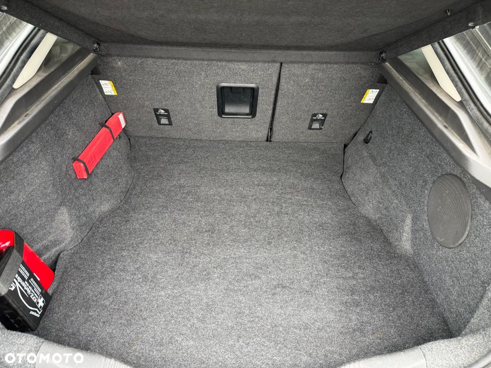 Ford Mondeo 2.0 TDCi Titanium - 22