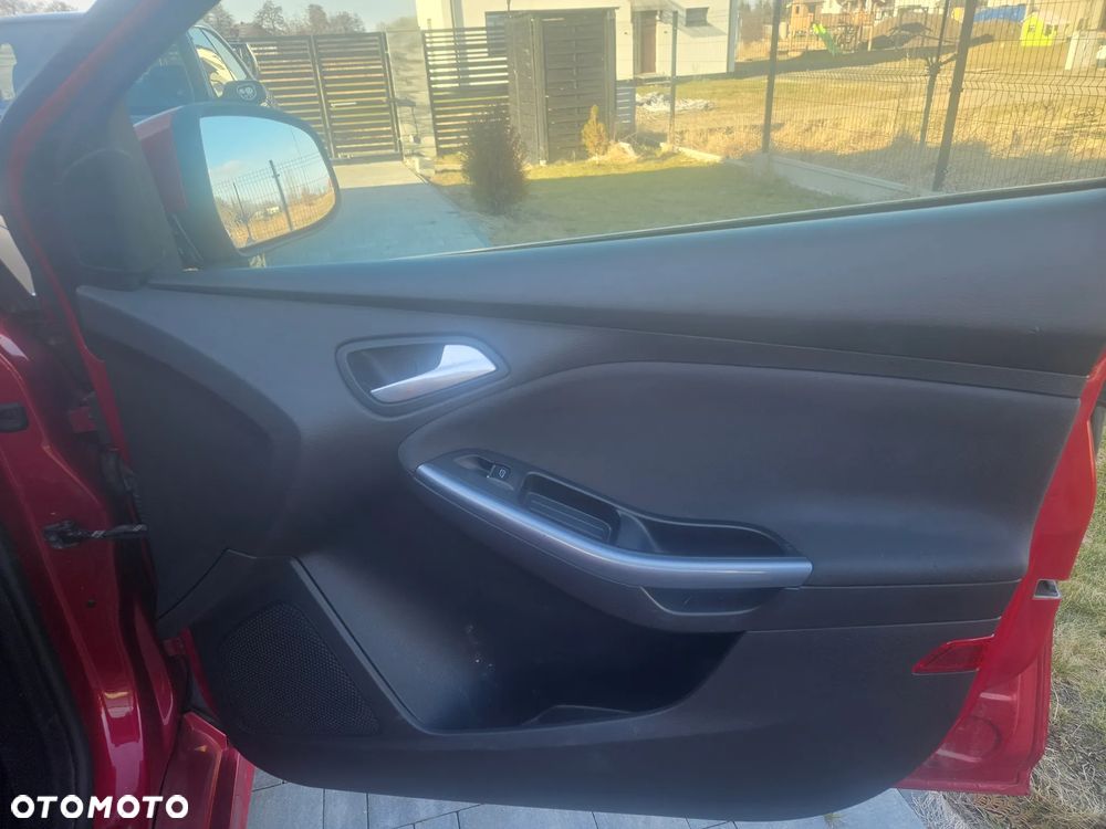 Ford Focus 1.6 EcoBoost Start-Stopp-System Titanium - 24