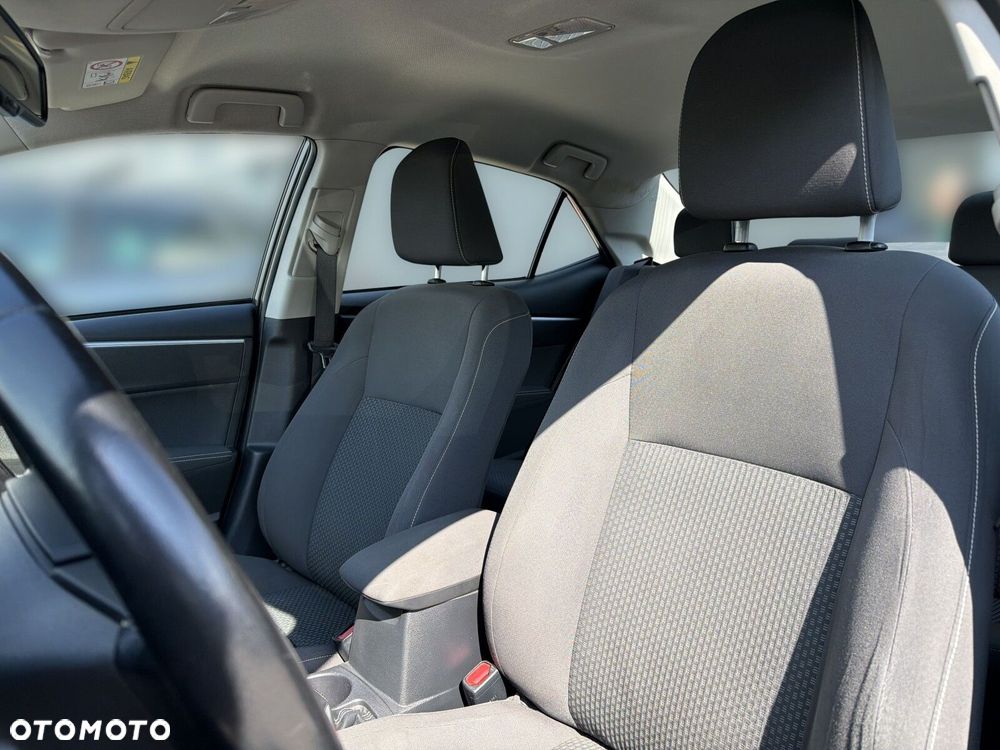 Toyota Corolla 1.6 Active - 13