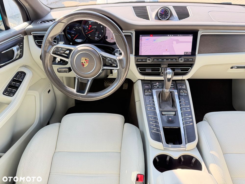 Porsche Macan - 19