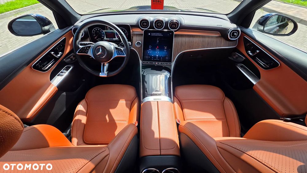 Mercedes-Benz GLC 300 4Matic 9G-TRONIC Avantgarde Advanced - 15