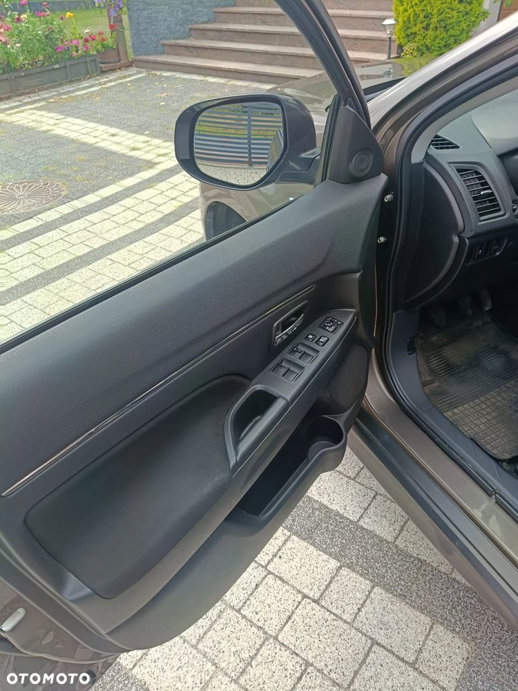 Mitsubishi ASX 1.6 Blue Sky Edition - 10