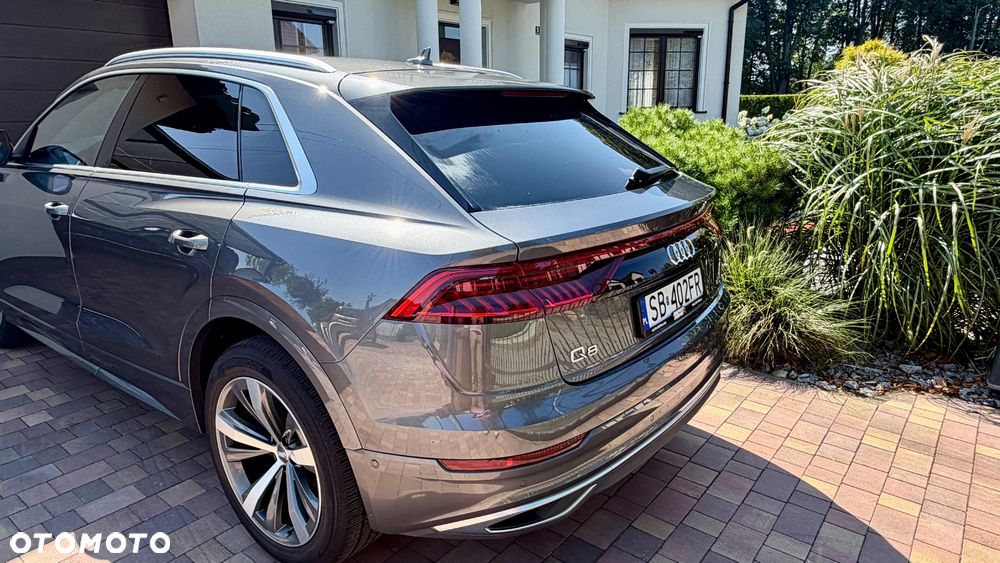 Audi Q8 - 2