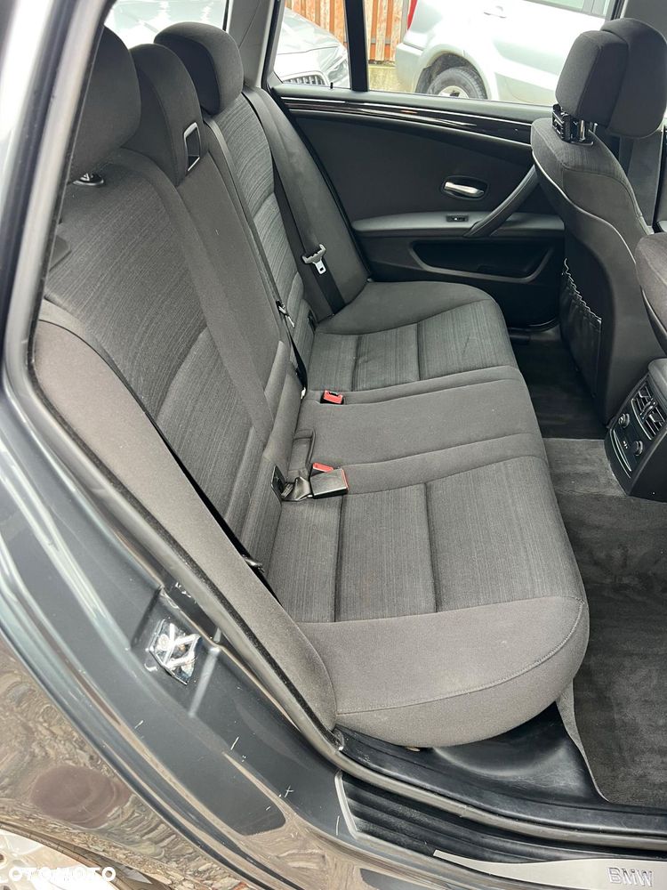 BMW Seria 5 520d - 14