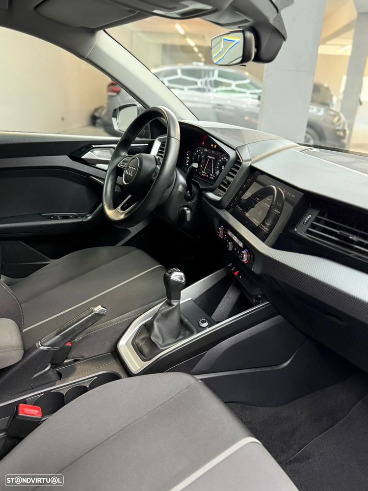 Audi A1 1.0 TFSI - 11