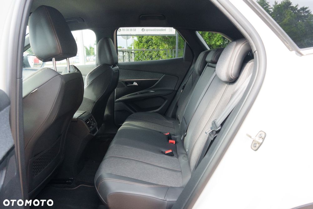 Peugeot 3008 THP 165 EAT6 Stop & Start Allure - 12