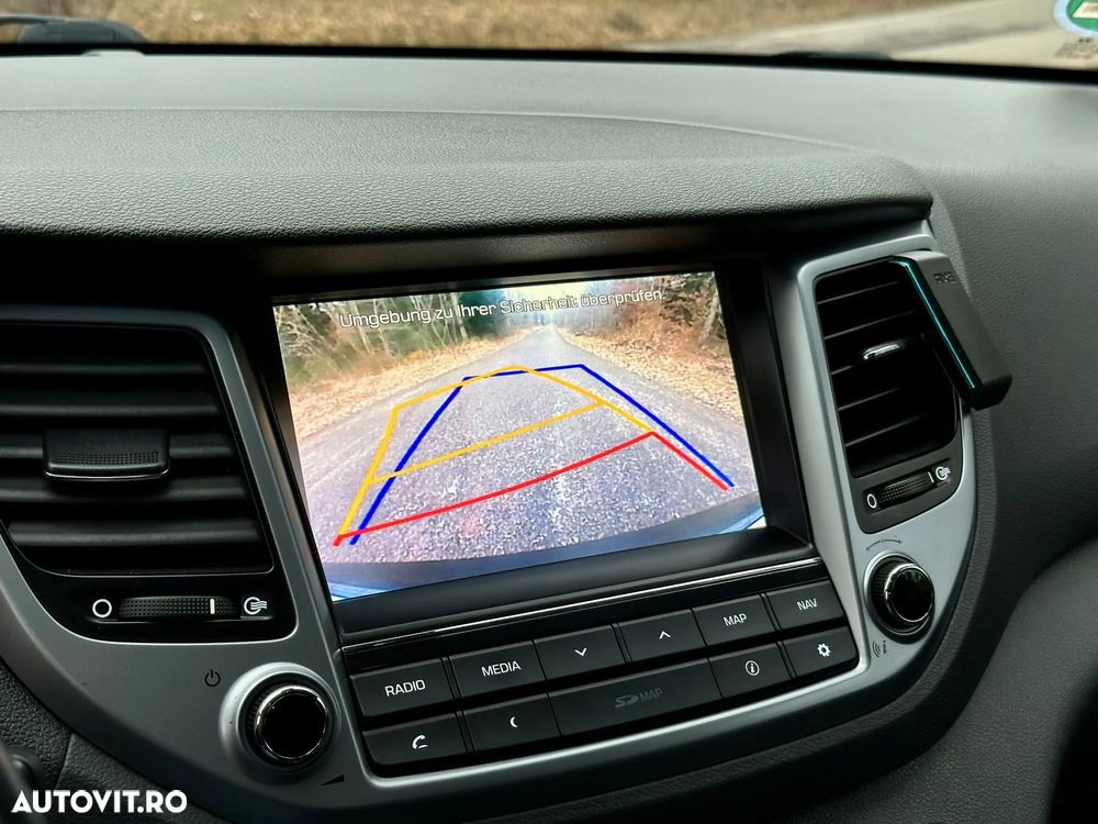 Hyundai Tucson 2.0 CRDI 4WD Automatik Style - 6