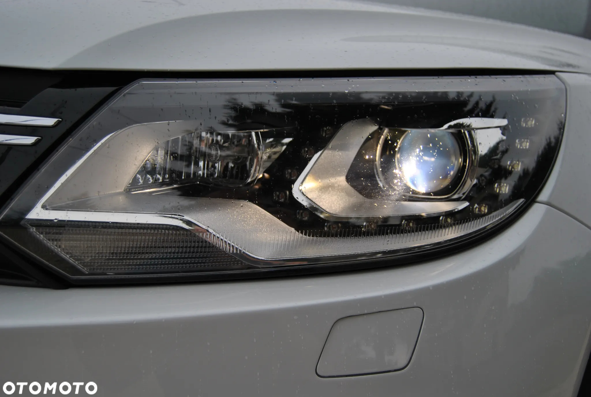 Volkswagen Tiguan 2.0 TDI 4Mot Perfectline R-Style DSG - 30