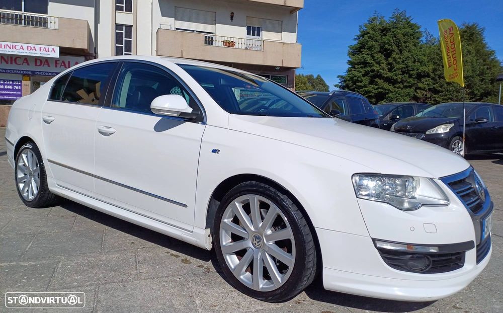 VW Passat 2.0 TDI Sportline R-Line - 2