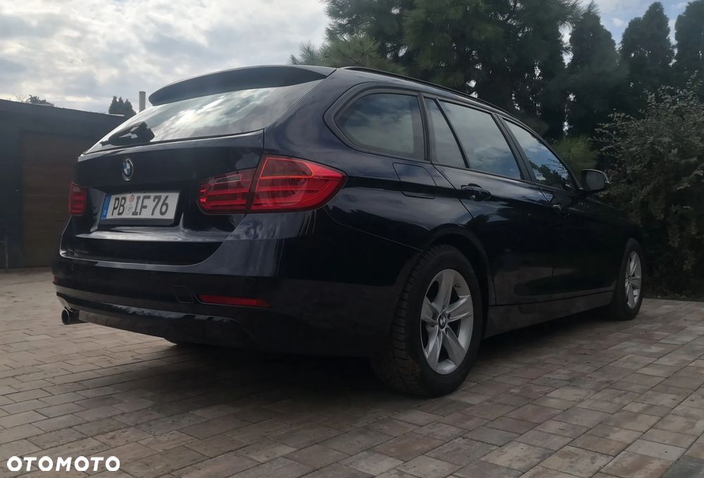 BMW Seria 3 318d - 8