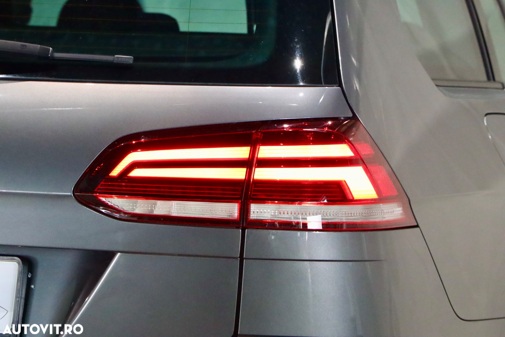 Volkswagen Golf 1.6 TDI DSG Comfortline - 37
