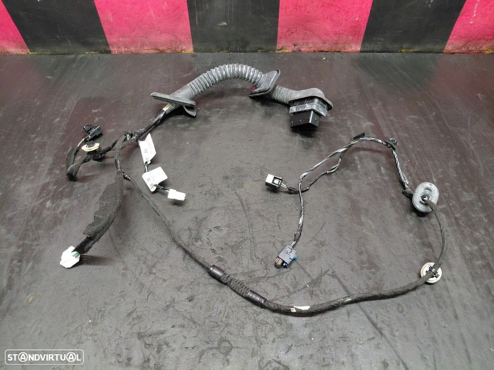 Instalação Porta Frente Direita Dacia Sandero Ii - 1